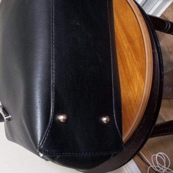 C black faux leather  shoulder bag - Picture 6 of 9